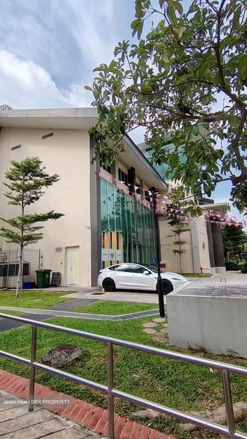 Bedok North Street 3 (D16), Shop House #588054501